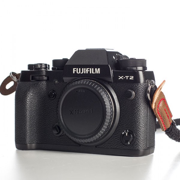 fujifilm-x-t2-usato-primopiano-fotografia-treviso
